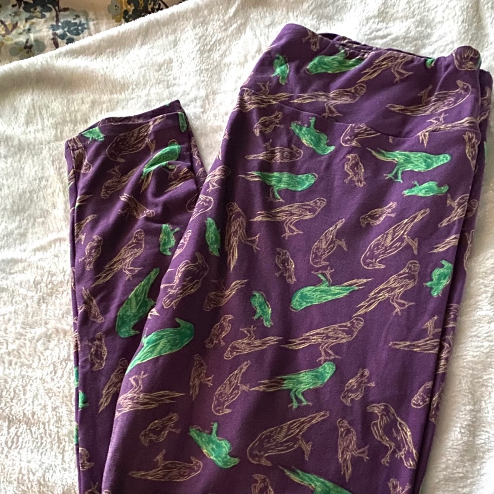 LulaRoe TC Raven leggings